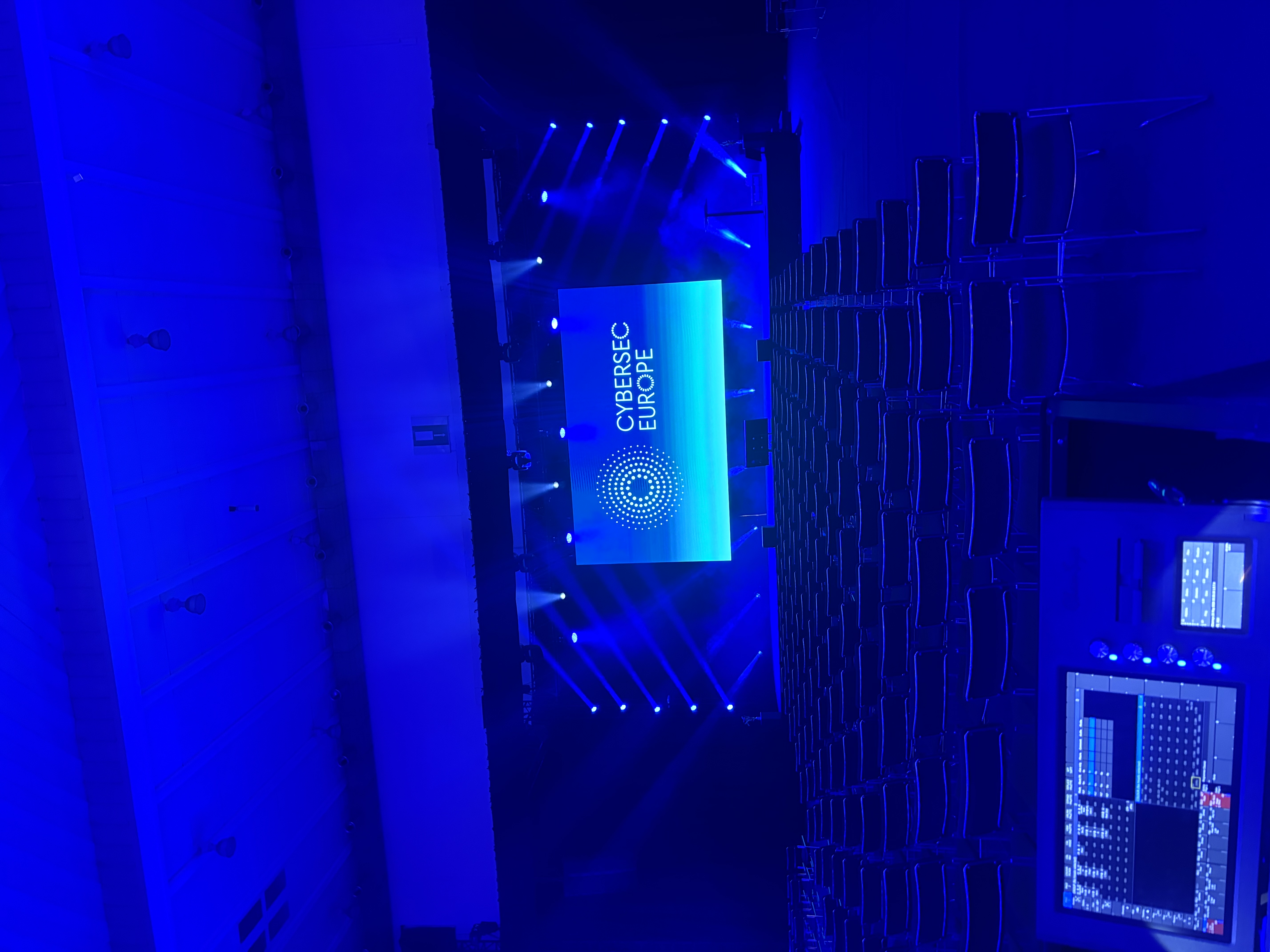 At Cybersec Europe in Bruxelles π§πͺ very cool event πͺ
